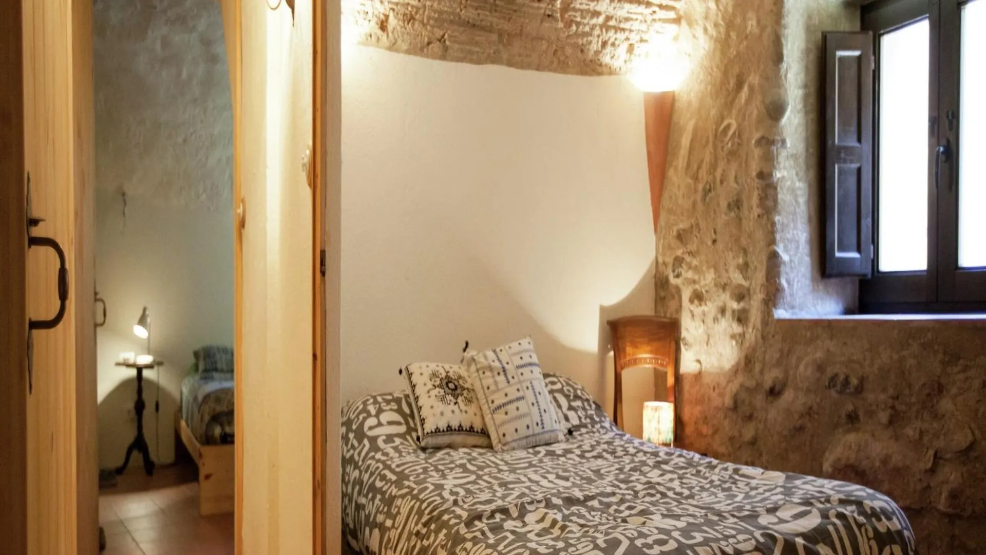 Appartement Traditional House For 4 People In Valveralla Gérone Espagne
