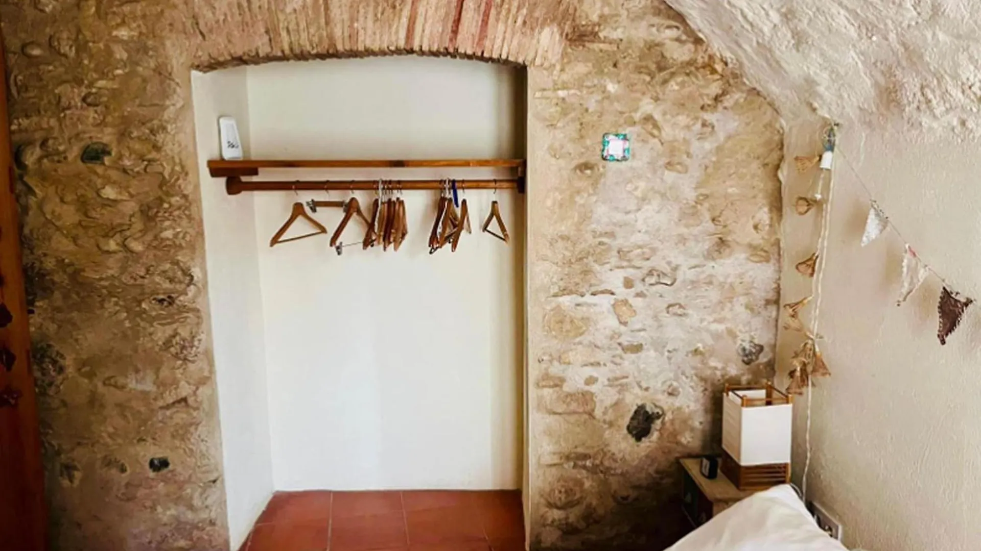 Traditional House For 4 People In Valveralla Gérone Appartement